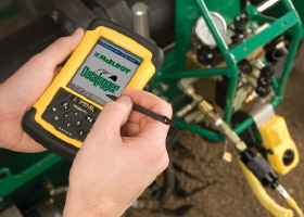 mocke-pipeline-construction-images-datalogger